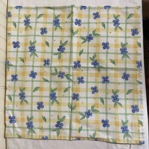 4 Multicolor Cloth Napkins. New. Never used.